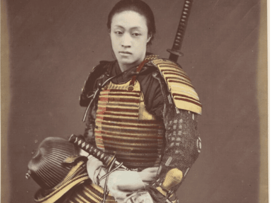 Actor-in-Samurai-Armor-Sukuki-Shin'ichi-1870-featured