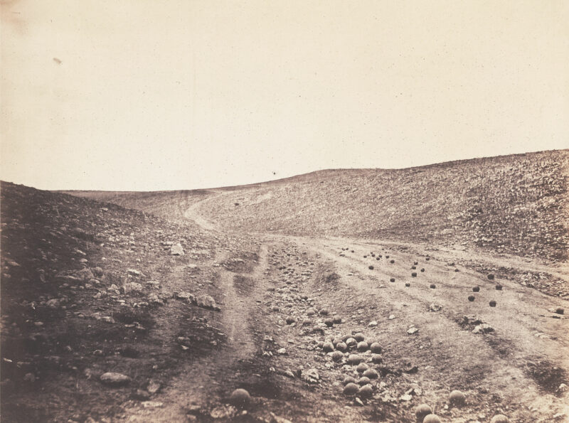 the-valley-of-the-shadow-of-death-1855-Roger-Fenton